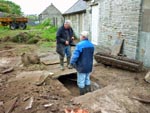 Neil and Hugh discussing the repair to the channel covers.